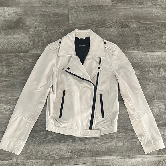 Marciano Jackets & Blazers - Marciano leather Cream Biker Jacket sz S